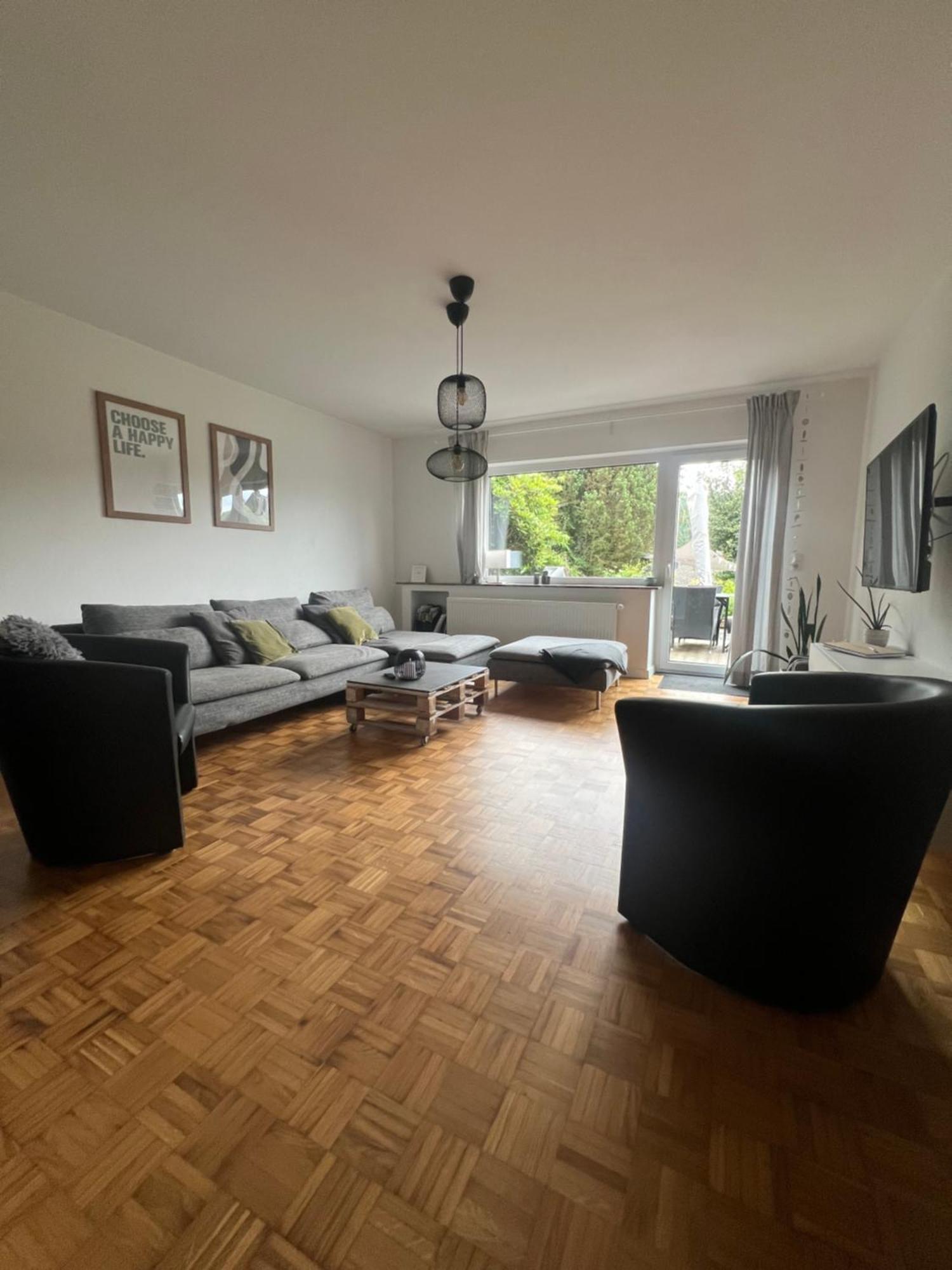 Moderne Familienfreundliche Wohnung Am Waldrand Von Pruem Mit Terrasse المظهر الخارجي الصورة
